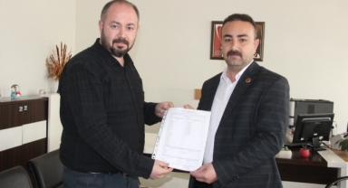 BBP İL BAŞKANI MESUT SOYFİDAN MAZBATASINI ALDI