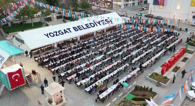 AK Parti Grup Başkanı İsmet Yılmaz: "Yurt dışında itibar, içeride özgüven istiyorsak yanında duracağımız yer Cumhurbaşkanımız Erdoğan'dır"