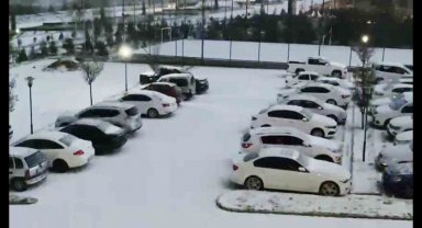 Aksaray dolu yağışıyla beyaza büründü