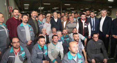 Bakan Akar: "Bazıları 'Biz terörist elebaşını tahliye edeceğiz', 'Teröristlere hak, imkan vereceğiz, bunları affedeceğiz' diyorlar; teröristleri cesaretlendiriyorlar"