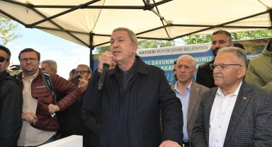 Bakan Akar: "Bu güne kadar problemleri çöze çöze geldik, kalan problemleri de inşallah 14 Mayıs'tan sonra çözeceğiz"