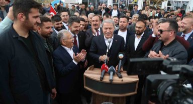 Bakan Akar: "Büyük ve Güçlü Türkiye İçin Hep Beraber Çalışıyoruz"