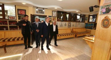 Bakan Akar Ve Başkan Büyükkılıç'tan 15 Temmuz Şehidinin ailesine ziyaret