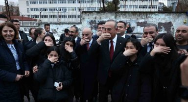 Bakan Çavuşoğlu'nun katılımıyla hem iftar hem gençlik buluşması