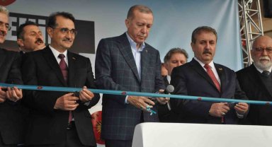 Cumhurbaşkanı Erdoğan, yerli ve milli elektrikli lokomotifin isminin 'Eskişehir 5000' olacağını açıkladı