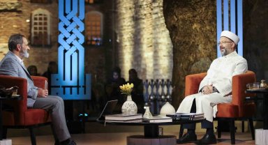 Diyanet İşleri Başkanı Erbaş: "Ne mutlu Ramazan ayını en güzel şekilde değerlendirmiş olan Müslümanlara"