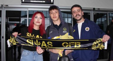 Fenerbahçe'ye Sivas'ta coşkulu karşılama!