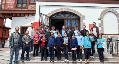 Hacı Bayram Veli Müzesi çocuklarla renklendi