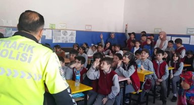 Hüyük'te öğrencilere trafik güvenliği eğitimi
