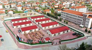 Karatay Belediyesi Konukevi açıldı, depremzede aileler yerleşti