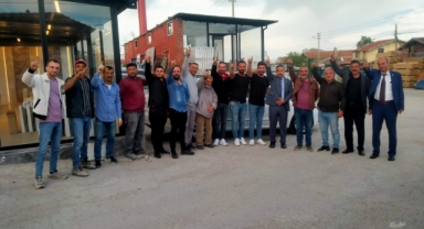 Milletvekili Adayı Mesut Soyfidan, Küçük Sanayi ve Oduncular sitesi Esnaflarından tam destek gördü. 