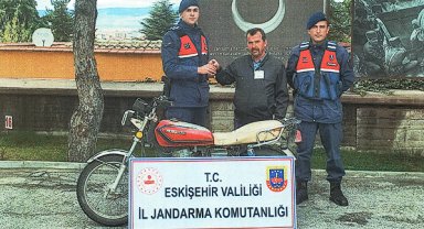 Motosiklet hırsızları yakalandı