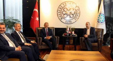 Özhaseki: "Kayseri listesi olarak milletin önüne başım dik çıkıyoruz"