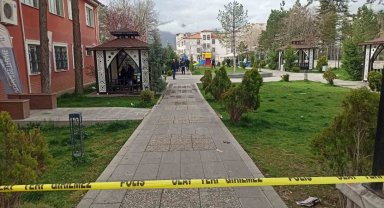 Parkta ölü olarak bulundu