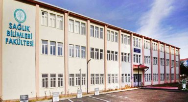 SCÜ Ebelik Programı akredite oldu