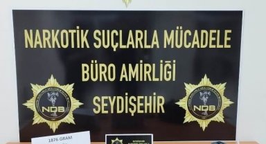 Şüphe üzerine durdurulan aracın koltuğuna gizlenmiş eroin ele geçirildi