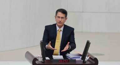 AK Partili Canikli: "7'li masa mutabakat metni, taahhütleriyle ulus devletini tehdit ediyor"