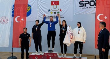 Anadolu Üniversiteli sporcudan altın madalya