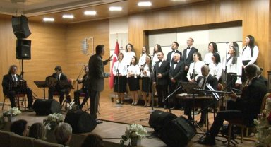 Atılım Üniversitesi Türk Sanat Müziği Korosu "Saz ile Söz Aşkı" konserini gerçekleştirdi