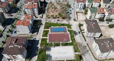 Güzelyurt Mahallesinde Parklar Yenileniyor