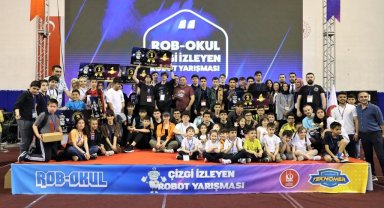 Keçiören'deki robot yarışmasında 100 bin TL'lik ödül sahiplerini buldu