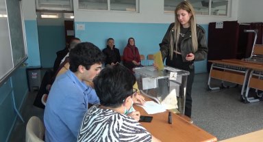 Kırıkkale'de vatandaşlar sandık başına gidiyor