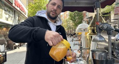 Mevsim geçişlerinde grip önlemi olarak portakal ve limon suyu tüketiliyor