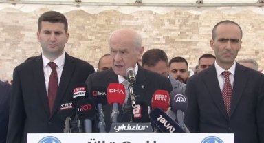 MHP lideri Bahçeli: "Çakma milliyetçilerle Türk milletinin işi olmaz"