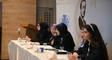 Necip Fazıl Kısakürek'i anma etkinliği kapanış paneli ile sona erdi