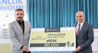 Niğde'de amatör spor kulüplerine 1 milyon yardım yapıldı
