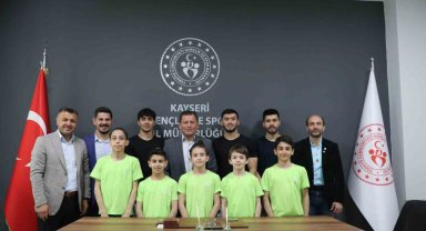 Şampiyon jimnastikçilerden Kabakcı'ya ziyaret
