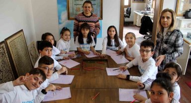 Tarihi konakta sanatla birlikte matematik öğreniyorlar