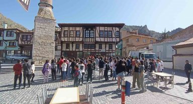 Turistlerin gözde ilçesi Sivrihisar oldu