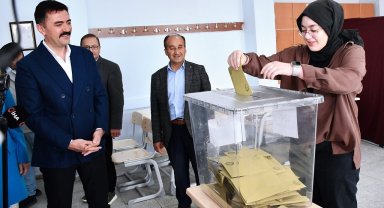 Vali Tekbıyıkoğlu: "Seçim güvenliği için tüm tedbirlerimizi aldık"