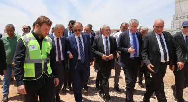 Bakan Özhaseki'den deprem konutlarının inşasını hızlandırılacak yeni formül