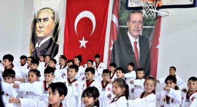 Jandarmadan ilk: Kırsaldaki çocuklar sporla tanıştı