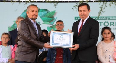 Karatay'ın en çevreci okulları ödüllerini Başkan Kılca'dan aldı