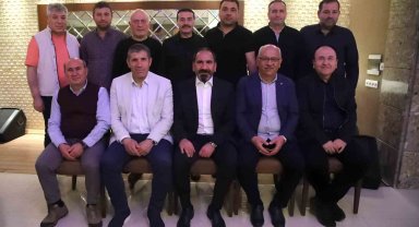 Sivasspor'da Mecnun Otyakmaz, yönetim kuruluna teşekkür etti