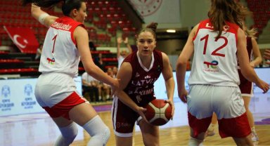 18 Yaş Altı Kız Basketbol Milli Takımı, Letonya'yı mağlup etti