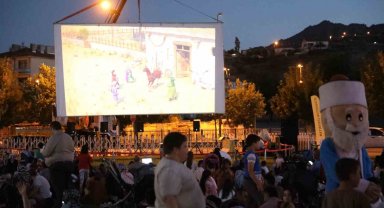 Açık Hava Sinemaya Günleri Belsin ve Kazım Karabekir ile Devam Etti