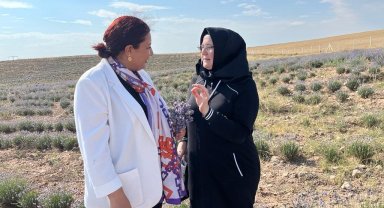 AK Parti İl Başkanlığından kadın girişimlere destek