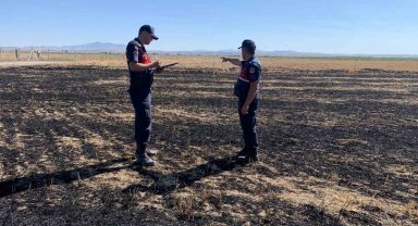 Anız yakan çiftçiye jandarma baskını
