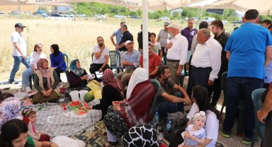 Başkan Çolakbayrakdar, hafta sonu Yüreğil Mahallesi'nde vatandaşlarla buluştu