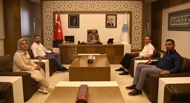 Başkan Pekyatırmacı Halk Günü'nde vatandaşları dinledi