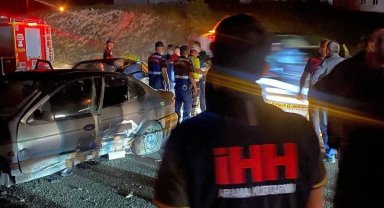 Çankırı'da iki otomobil çarpıştı: 1 ölü, 9 yaralı
