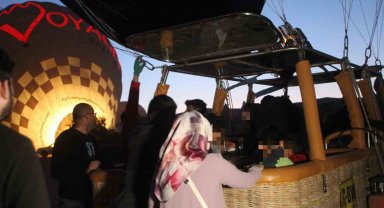 Çocuklar 'sevgi' uçuşu yaptı