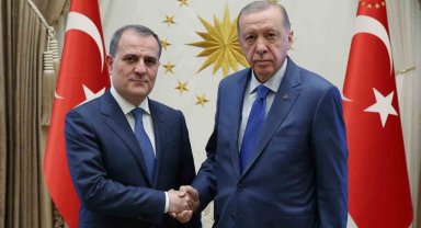 Cumhurbaşkanı Erdoğan, Azerbaycan Dışişleri Bakanı Ceyhun Bayramov'u kabul etti.