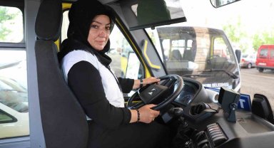En büyük hayali şoför olmaktı: Belediye otobüsünde işini aşkla yapıyor