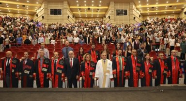 ERÜ Hukuk Fakültesi 16. dönem mezunlarını verdi