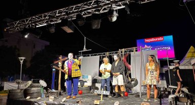 Eskişehir ekibi 'Urla Toprak Sahne Tiyatro Festivali'nde izleyenleri coşturdu